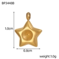 Makroansicht des goldenen Seestern-Anhängers mit Maßen 1,0 cm Höhe und 0,8 cm Breite - Sternform-Anhänger (BP3448B)