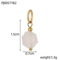 Detail van de 1,5x0,7cm witte steen hanger met gouden ring en gewichtsinformatie - Transparante Witte Steen Zeshoekige Hanger (PJ00571B2)
