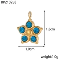 Detailansicht eines goldenen Sternanhängers mit Zirkon, 1,2 cm Höhe und 1,0 cm Breite - Blauer Sternblumenanhänger (BP2182B3)