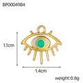 Macro-opname van gouden evil eye hanger met emaille en afmetingen van 1,4 cm breed - Gouden Groen & Witte Emaille Oog Stijl (BP00049B4)