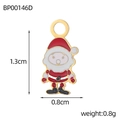 Détail du pendentif Père Noël en émail avec dimensions de 1,3 cm de haut et 0,8 cm de large - Style Père Noël (BP00146D)