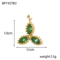 Dettaglio pendente a quadrifoglio dorato con pietre verdi, misura 1,0 cm per 1,1 cm - Foglia Marquise Strass Verde (BP1937B3)