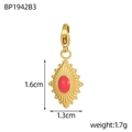 Detailansicht des Goldanhängers mit 1,6cm Höhe und Maßen für den Evil Eye Anhänger - Sonnenstrahl-Muster Rotes Oval (BP1942B3)