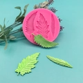Rosa Silikonform mit drei Blattmustern für Fondant-Torten-Dekoration und Backzubehör - Rosa