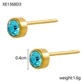 Dettaglio orecchini a lobo dorati da 0,4 cm con zircone azzurro e peso di 1,6 g - Oro Blu Chiaro
