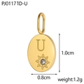 Makroaufnahme von ovalem 14K Goldanhänger mit Buchstabe U und Sternen-Zirkonia - Buchstabe U