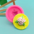 Rosa Silikonform für drei Rosen und Blätter, ideal für Kuchendekoration und Schokolade - Rosa