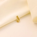 Pendentif lettre J doré minimaliste au fini mat pour la création de bijoux DIY - Lettre évidée J
