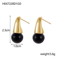 Detailansicht der Tropfenohrringe mit schwarzen Perlen und Maßangabe von 2.3cm Höhe - 14K Gold mit schwarzer Perle