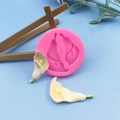 Siliconen mal met 2 leliebloemen voor taartdecoratie en DIY hars knutselwerk projecten - 2-Holte Lelievorm