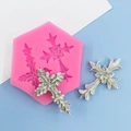 Rosa sechseckige Silikonform mit Barockkreuz-Motiven für Fondant und Kuchendekoration - Sechseck Kreuzform / Rosa