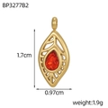Detaillierter Blattanhänger mit rotem Tropfenstein in Mattgold, 1,7 cm Größe - Hohles Blatt Anhänger Roter Strass (BP3277B2)