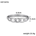 Bracciale traforato in metallo argento con dimensioni di 6,0 cm di diametro e 1,3 cm - Stile a Fibbia con Maglia Cubana (HZ1347A) / Argento