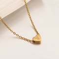 Elegante collar dorado con colgante de corazón y letra V grabada en cadena de eslabones - Letra V-45cm