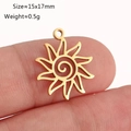 Ciondolo a forma di sole dorato in acciaio inossidabile per gioielli fai da te 15x17mm - Forma di Sole a Spirale (DY1370-2 Oro)