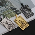 Trois pendentifs tarot Le Magicien en finitions or argent et noir en acier robuste - Le Magicien / Acier