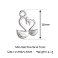 Pendentif cygne en forme de cœur en acier inoxydable argenté, taille 14mm x 18mm - Style Cygnes Jumeaux (DY1162-1)