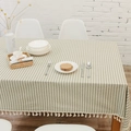 Mantel rectangular de lino y algodón a rayas verde salvia con elegantes borlas blancas - 120x160 / Rayas Verdes Con Borlas