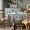 Graue Tischdecke im Leinenlook mit geometrischen Boho-Mustern für rechteckige Esstische - 135x135 / Grau mit Druck