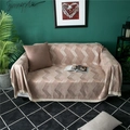 Copridivano in ciniglia oro champagne con motivi geometrici e bordo in pizzo - 180x150 / Caffè