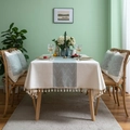 Mantel de jacquard de poliéster beige con motivos geométricos grises y borde de flecos - 100x140 / Onda Blanco Verde + Borla