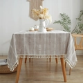 Nordischer beige gestreifter Tischläufer mit weißen Quasten und Jacquard-Gewebe - 90x90cm / Khaki
