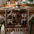 Halloween Tischläufer mit Kürbissen Fledermäusen und Quasten auf rustikalem Holztisch - 35x120 / Fledermaus Kürbis + Kaffee Quasten
