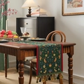 Vintage dark green table runner with floral jacquard patterns and elegant fringe tassels - 35x120 / Green Background Magpie and Green Tassel