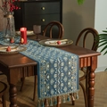 Runner da tavola jacquard blu navy con motivi geometrici e nappe colorate - 35x120 / Stile blu vintage (con nappe blu)