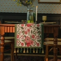 Runner da tavola beige con margherite rosse jacquard e nappe verdi per tavoli da pranzo - Personalizzato / Stile Camelia Verde (Con Nappina Verde)