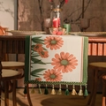 Runner da tavolo moderno con margherite arancioni e dettagli di nappe colorate - 35x120 / Stile margherita gialla (con nappe verdi)