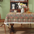 Mantel jacquard floral retro bohemio con borlas blancas en mesa de madera oscura - 60*60cm / Ginkgo verde teñido en hilo