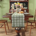 Camino de mesa retro a cuadros verdes y blancos con flecos en mesa de madera - 33*350cm / Cuadros Verdes y Blancos