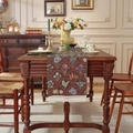 Chemin de table vintage jacquard à fleurs, base marron foncé et pompons blancs décor - Set de Table 33x42cm / Café avec Nouveaux Glands