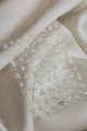 5D-reliëf witte bloem nagelstickers met gouden accenten en elegante belettering - Zilverstempel (YT7587Pro)