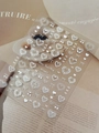 Winter Pearl Party Nagelsticker mit 5D-geprägten weißen Schleifen und Spitzenherzen - Perlen-Stil YT7360P Weiß