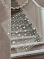 Autocollants 3D pour ongles coeur argenté métallisé avec motifs creux sur fond clair - Bronzage Argent (YT6832) / Argenté