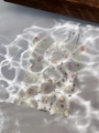 Irisierende Nageltattoo-Sticker mit goldenen Muscheln und Seesternen im Meer-Design - Zweilagig YT5871Pro