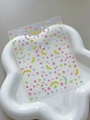 Detalle de pegatinas 3D para uñas YT5123 con flores de colores y texto en inglés - Estilo de Relieve YT5123