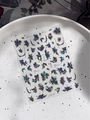 Adesivi per unghie laser olografici con farfalle e fiori colorati effetto metallo - Farfalla Floreale Laser (YT4939Gd)