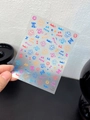 Gros plan détaillé des autocollants à ongles graffiti Jinx avec motifs colorés YT4603 - Style Graffiti de Rue Multicolore (YT4603pm) / Surface Plane