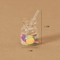 Mini botella de jugo de resina con rodajas de fruta y pajita, altura de 2,5 cm - Jugo de Frutas Mixtas