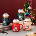 Kerst keramische mokken in rood, blauw, groen en roze met kerstman en ronde koepel deksels - 301-400ml / Kerstmok