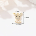 Macro de pendentif lapin en or 14k avec zircons incrustés et détails de gemme - Pendentif Lapin Zirconia Blanc (H-11347) / Or 14 carats