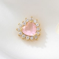 14K Gold Herzanhänger mit rosa Zirkonia und Mikro-Pavé-Kristallen auf Seidenstoff - Echt vergoldet mit hoher Farbbeständigkeit / Rosa