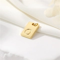 14K vergulde rechthoekige hanger met verhoogde letter O en een geborstelde afwerking - Echt verguld met hoge kleurretentie / Hoofdletter O (H-12548)