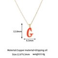 Detalle del colgante letra G en esmalte rojo bañado en oro de 14K con dimensiones - Colgante Letra G Solo (Sin Cadena)