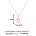 Detalle del colgante letra O en esmalte rosa con medidas y chapado en oro de 14 quilates - Colgante Letra O Solo (Sin Cadena)