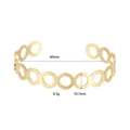 Vista dettagliata di un bracciale a cerchio geometrico dorato con misure e peso specificati - Oro 14K A1813