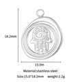 Ciondolo a mano di Hamsa in acciaio inossidabile argento con dettagli in rilievo - Stile Mano di Fatima (GD1018) / Argento
